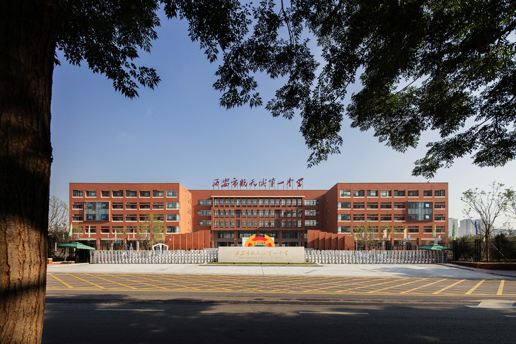 西安建筑科技大学怎么样_西安建筑大学华清学院_西安建筑大学环境